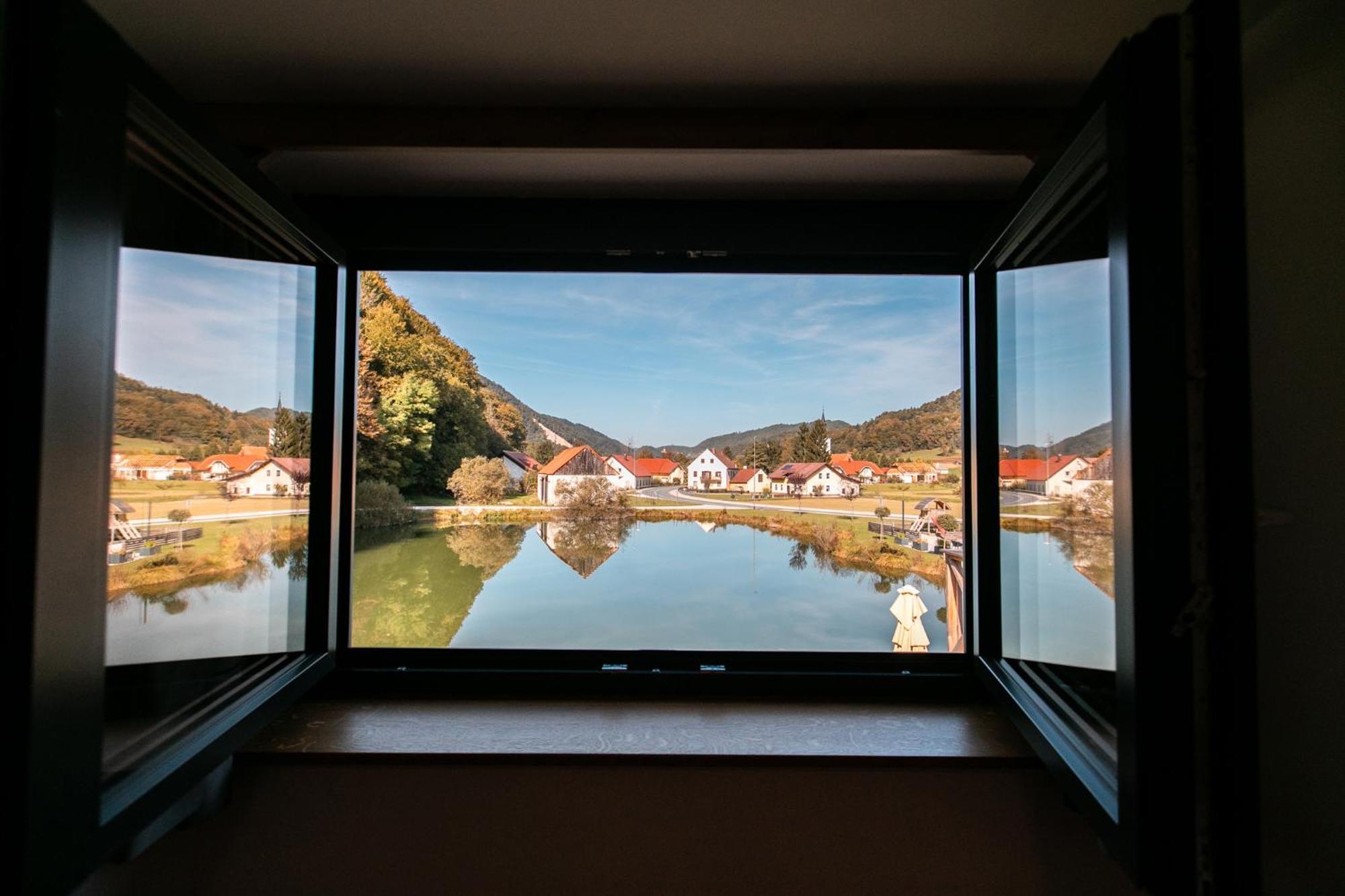 Kozjanski Dvor Podčetrtek Buitenkant foto